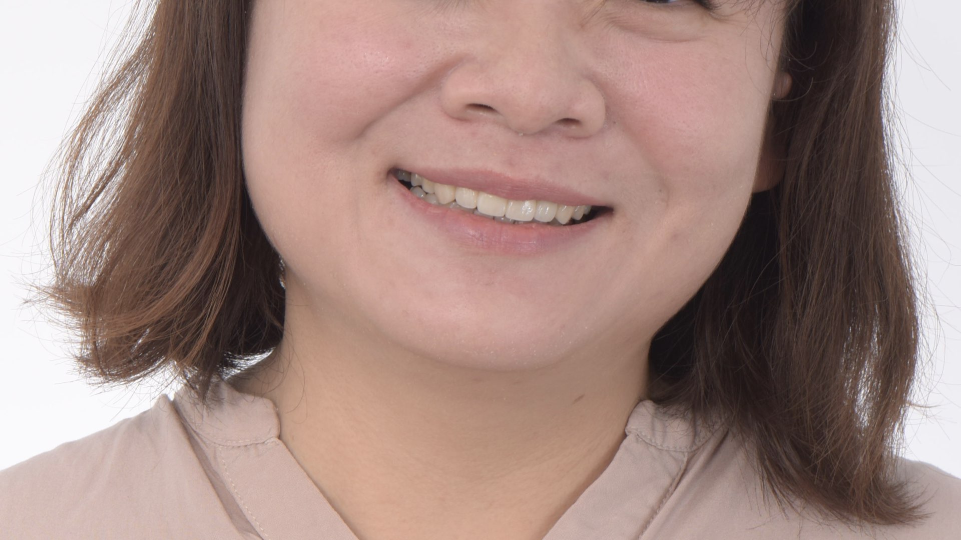 自信開心的微笑